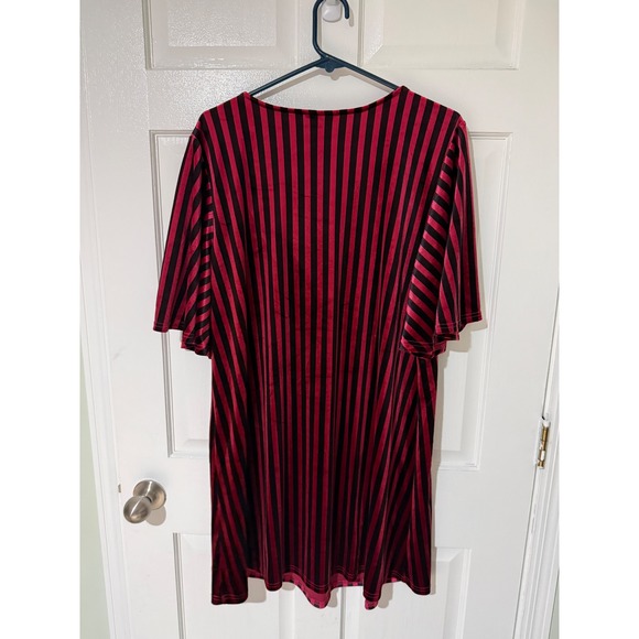 ModCloth Red Black Striped Velvet V Neck Flare Sleeve Tunic Dress XL - Picture 2 of 3